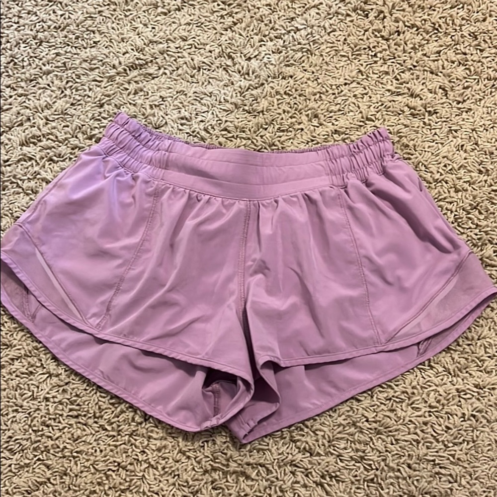 Lululemon Hotty Hot Shorts 2.5in